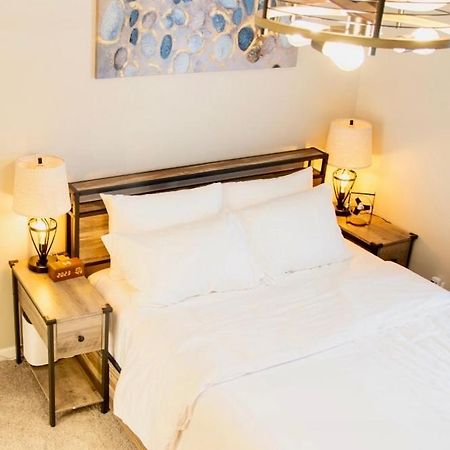 Hometel Premium Guest Suite W/ Private Entrance Ypsilanti Luaran gambar