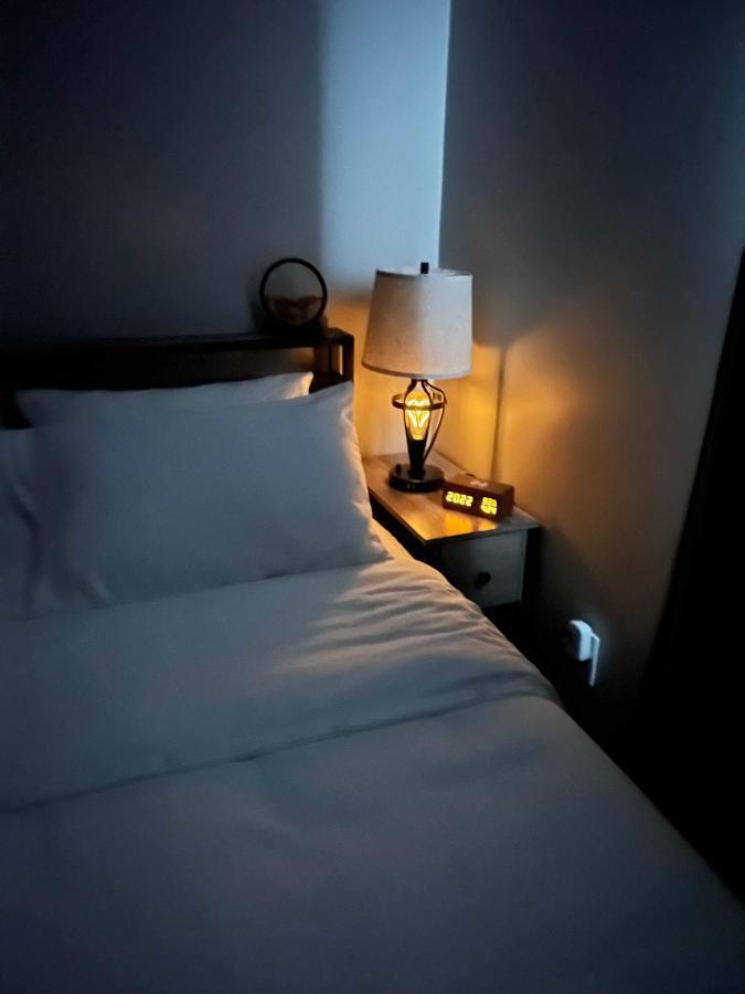 Hometel Premium Guest Suite W/ Private Entrance Ypsilanti Luaran gambar